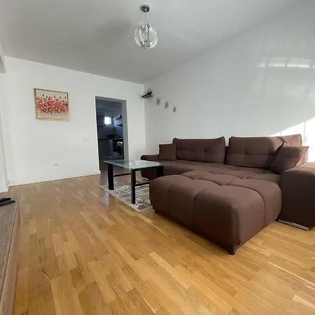 Lucky 2 Apartment *